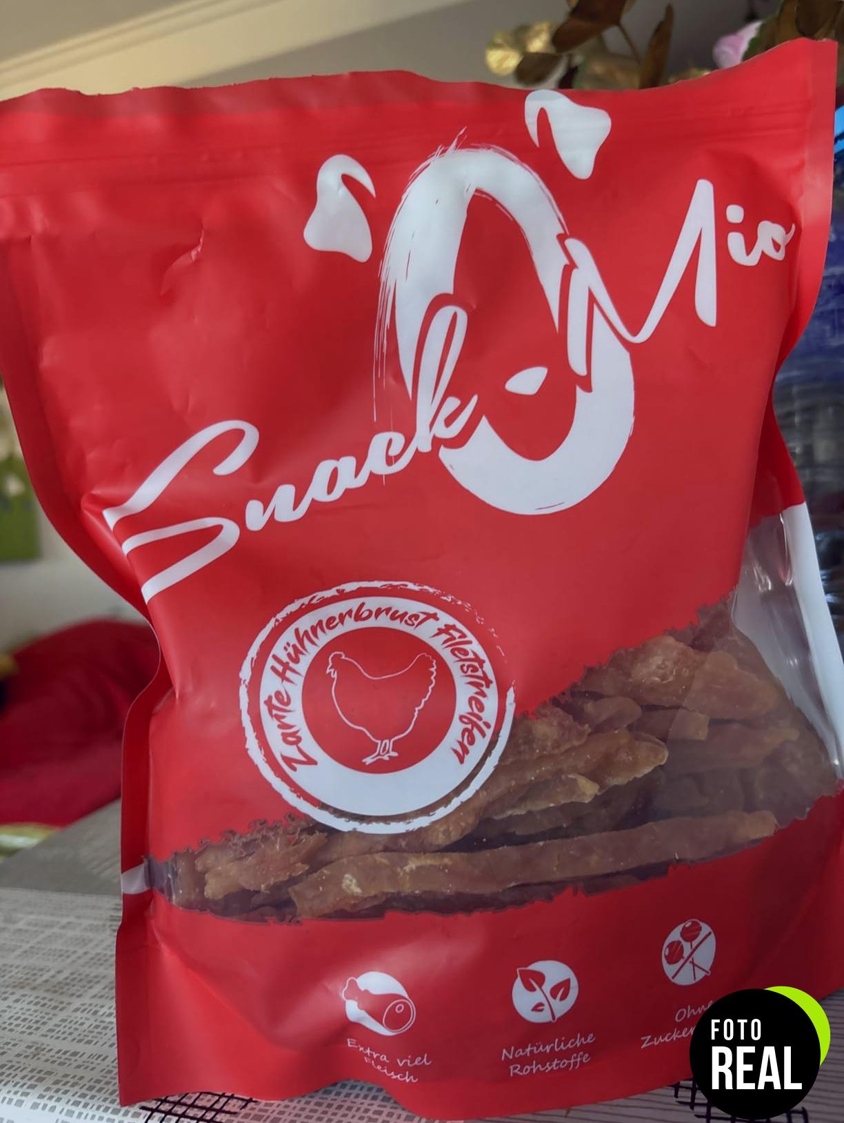 snackomio-tiras-pollo-perro-premium-foto-1